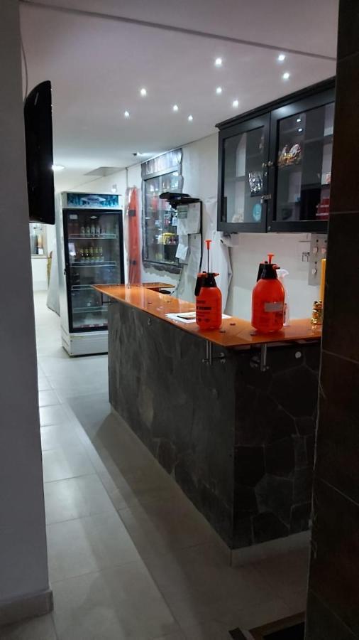 Hotel Marat Suite Medellin Bagian luar foto